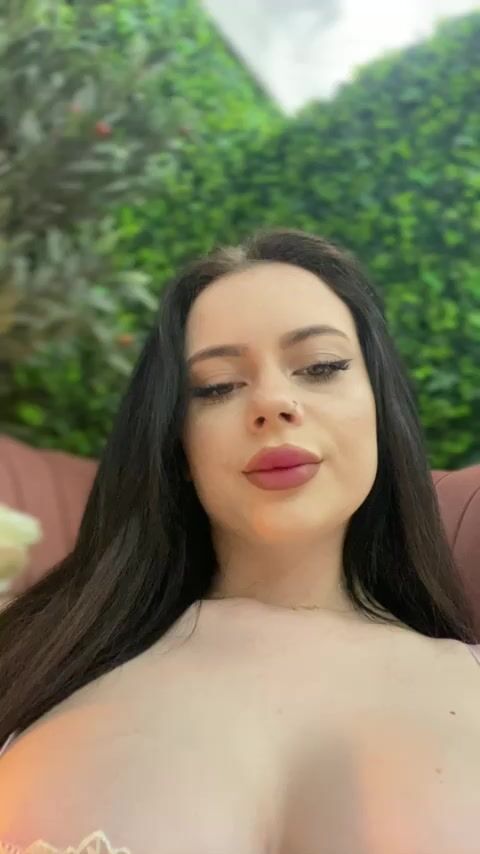 Ivonekarter Webcam Video Cum Three Times On This Webcam Pussy